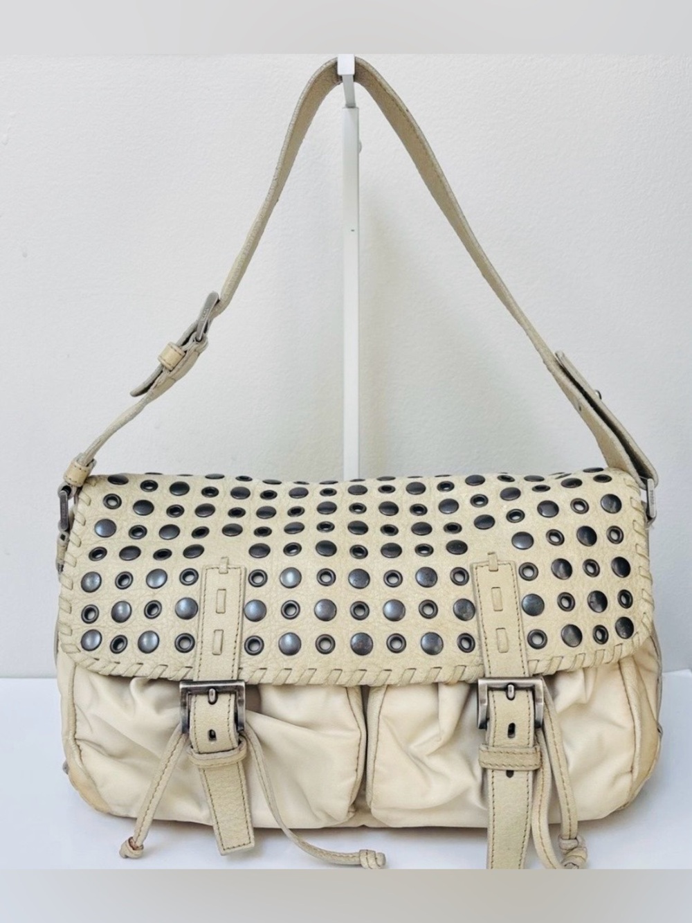 PRADA RARE VINTAGE SHOULDER BAG!
Y2K Prada style with edgy boho aesthetic.